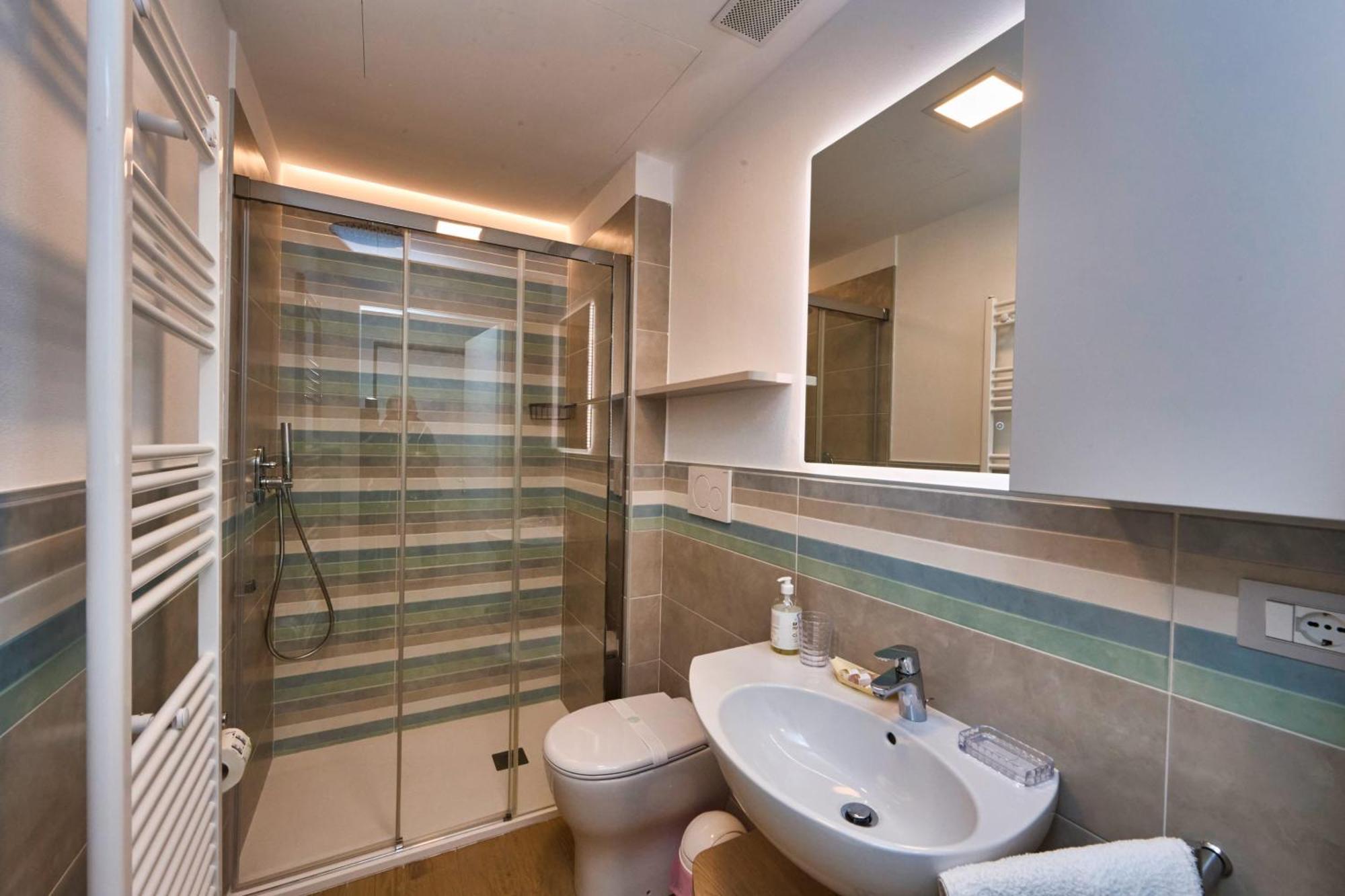 La Terra Di Mezzo Aparthotel Saliceto Εξωτερικό φωτογραφία