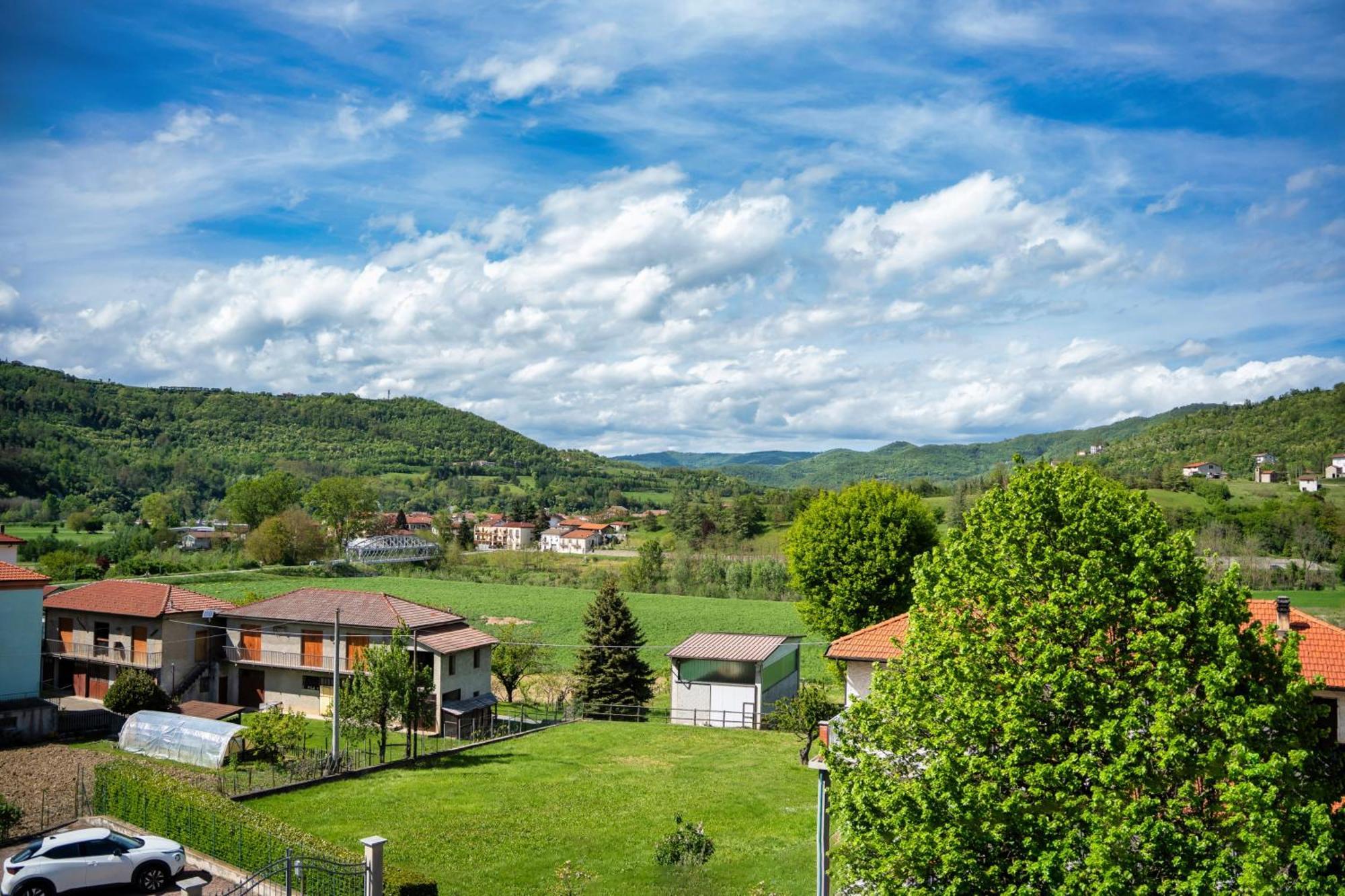 La Terra Di Mezzo Aparthotel Saliceto Εξωτερικό φωτογραφία