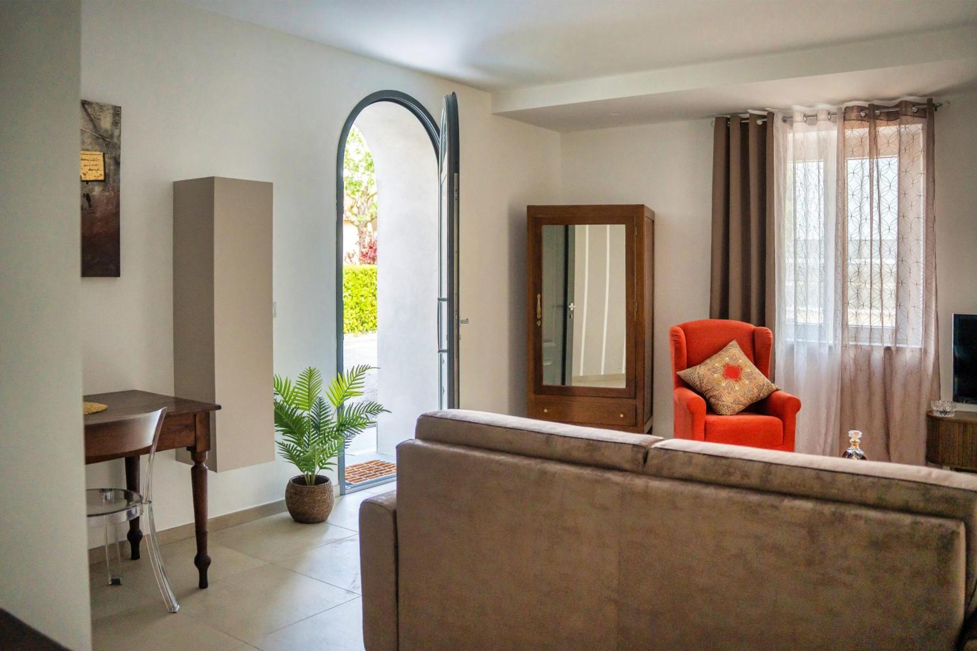 La Terra Di Mezzo Aparthotel Saliceto Εξωτερικό φωτογραφία